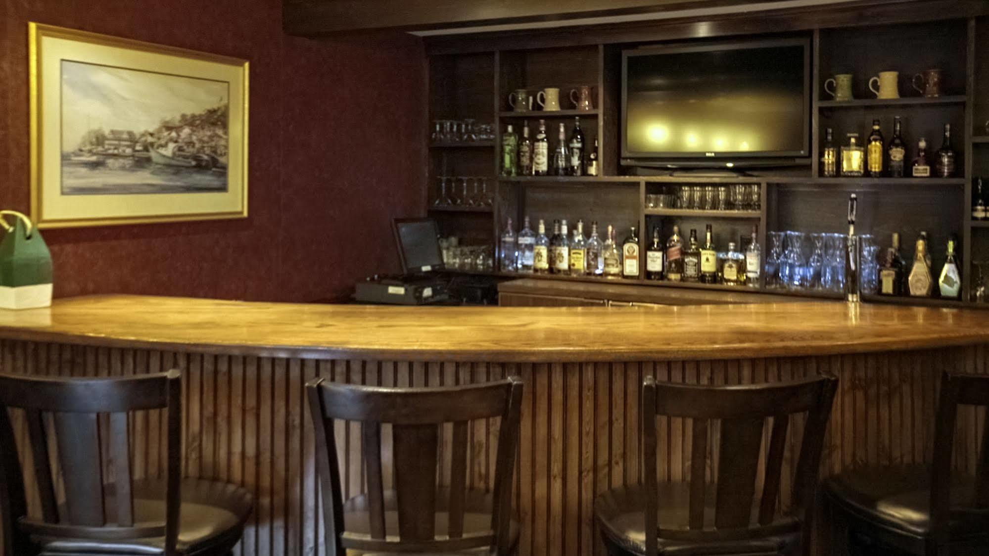 Hearthstone Inn - Port Hastings Bagian luar foto